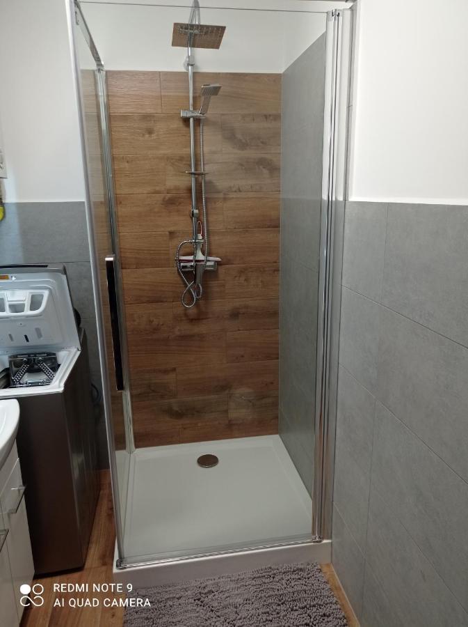 Apartament Na Parterze Стальова-Воля Екстер'єр фото