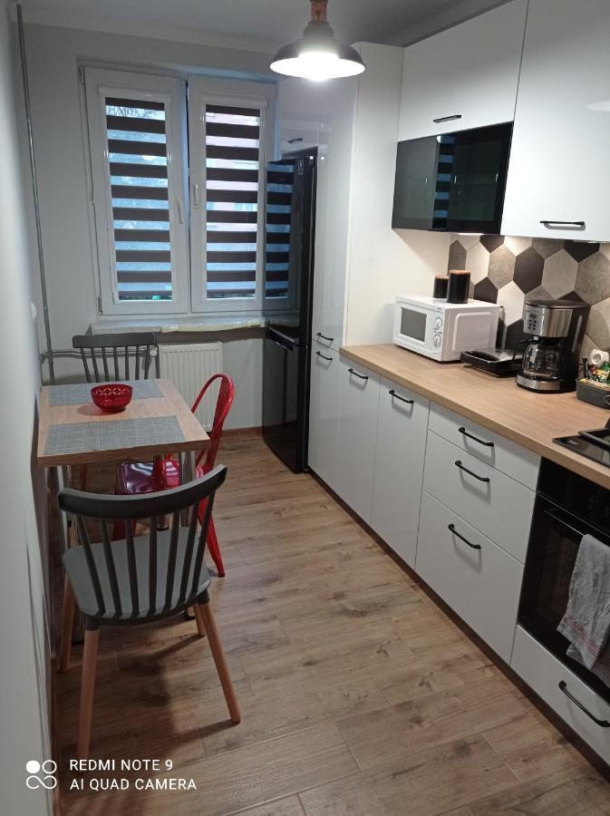 Apartament Na Parterze Стальова-Воля Екстер'єр фото